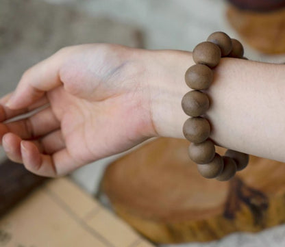 Seven Scents and Twelve Essences Aromatic Bead Bracelet