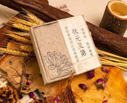 The Qing Dynasty Imperial College's court incense recipe, a "Number One Scholar" bracelet to aid children's studies.